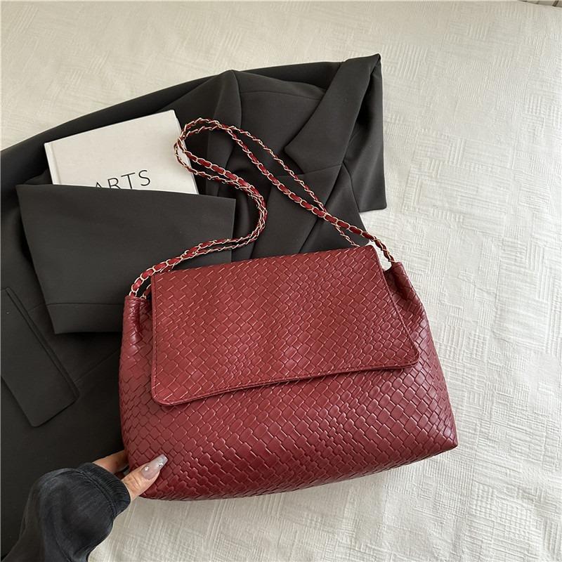 Летняя новая цепочная сумочка, высококачественная плетеная, на плечо, маленькая квадратная сумка, модная, универсальная, для通勤, женская сумка