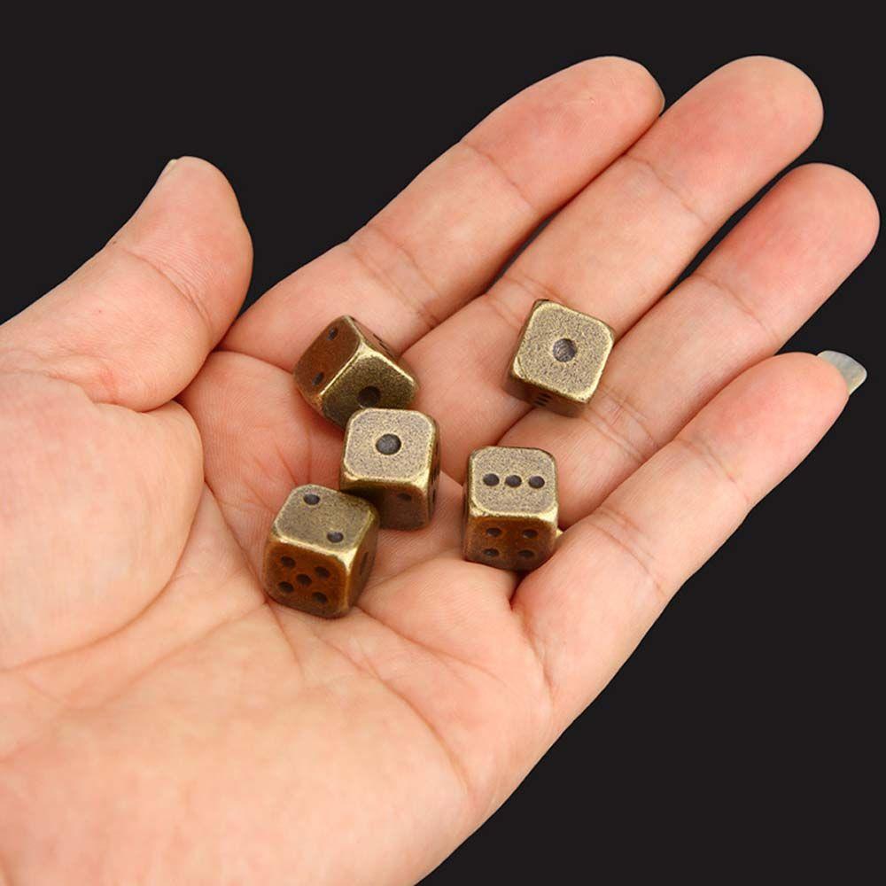 KTV Играющие в игры Семейная вечеринка Настольная игра Игровые игрушки Металлические кубики 6-гранные кубики Кубики с квадратными точками