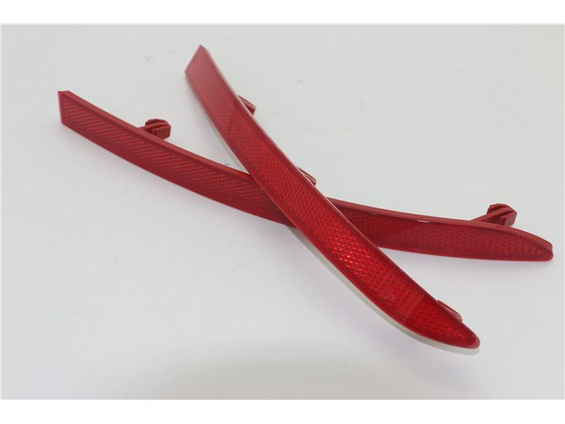 Volkswagen Tiguan 10-17 Rear Bumper Warning Reflector Strip