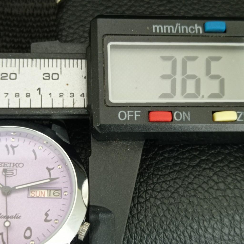 SEIKO 5 AUTOMATIC VINTAGE REFURBISHED JAPAN MENS PURPLE DIAL WATCH a445687-1