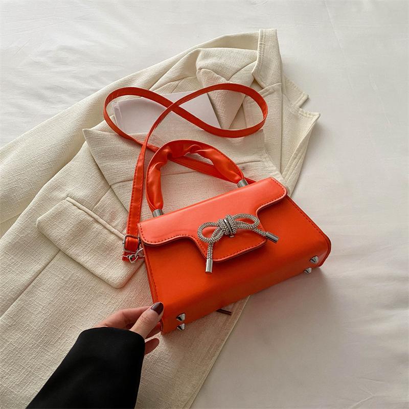 Весенне-летняя модная сумка через плечо на одно плечо, красивая модная сумка, женская новая персонализированная ручная маленькая квадратная сумка