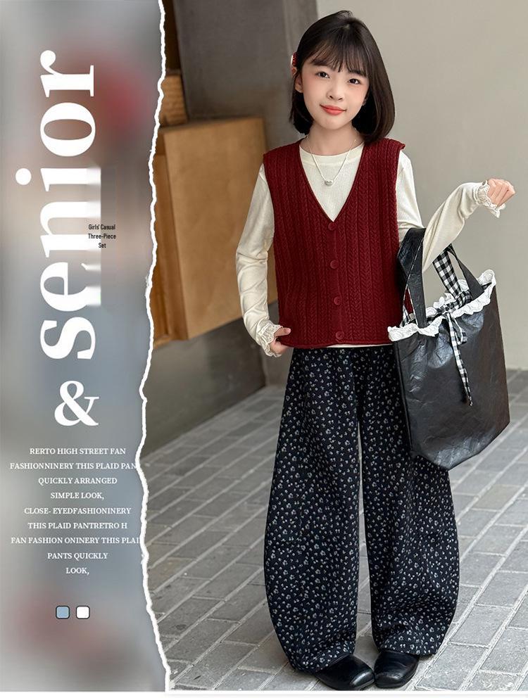 Модный корейский комплект-тройка для девочек, осень 2025: Вязаный жилет с брюками с цветочным принтом для детей старшего возраста