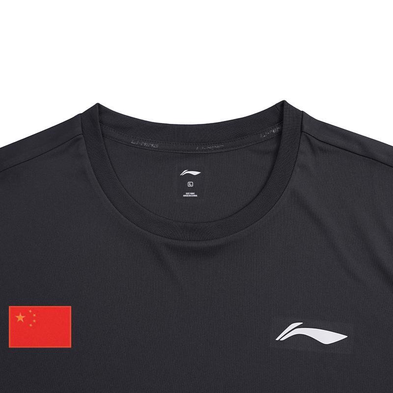 Li-Ning Летняя спортивная повседневная футболка с логотипом национального флага, удобная, дышащая, мужские топы ATSW731