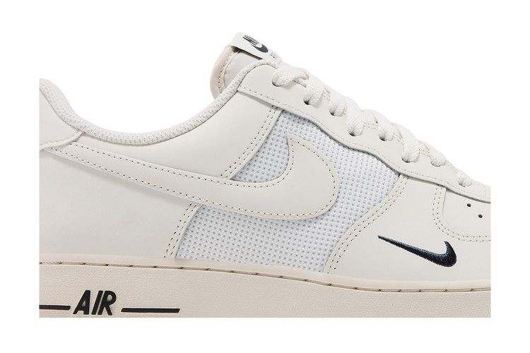 Men's Sneakers Nike Air Force 1 Low '07 LV8 Phantom Light Orewood Brown