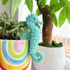 Seahorse Figurine Plant Pot Hanger Resin Seahorse Flower Pot Hugger Seahorse Statue for Planters Fish Tank Fence Edge Decoration