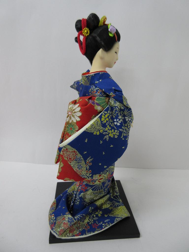 Japanese Doll 12 Inch Shamisen B 303-062