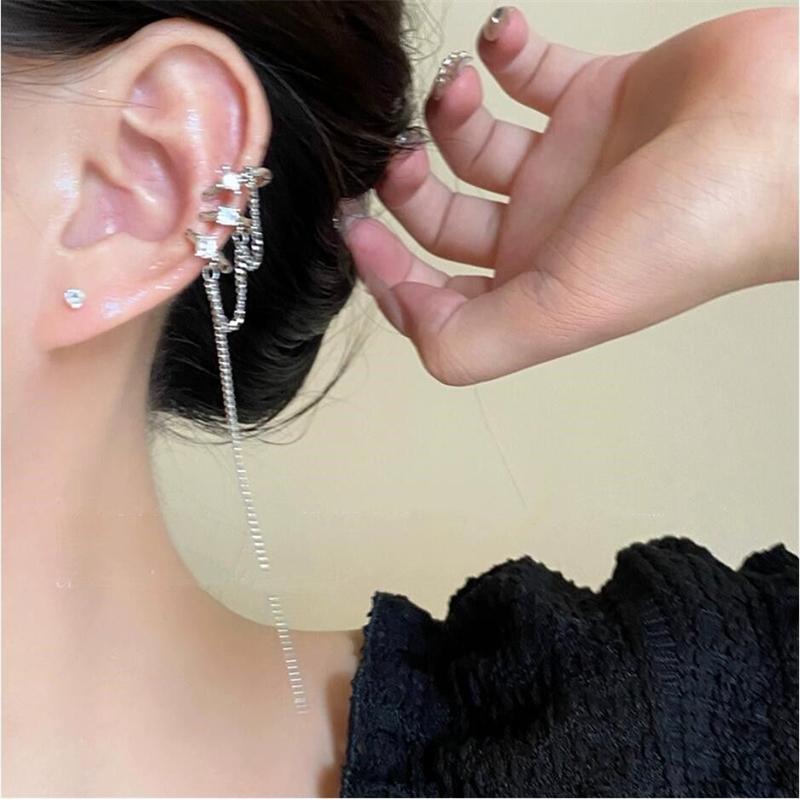 2 Pcs/lot Asymmetrical Women's Clip Earrings Silver Color Chain Tassel Pendants Punk Hiphop Crystal Non-Piercing Ear Cuff