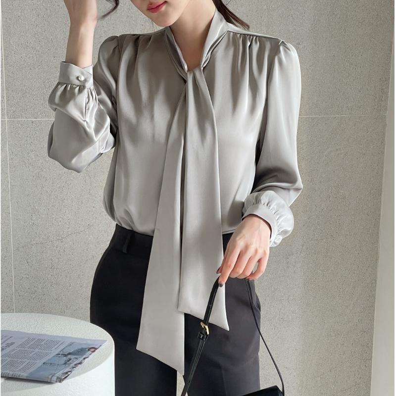 Fashion Long Sleeve Casual Shirt Women Spring and Summer Bow V-neck Solid Button Up Loose Blouses Women Elegant Simple Office Shirt Chic Tops 26436