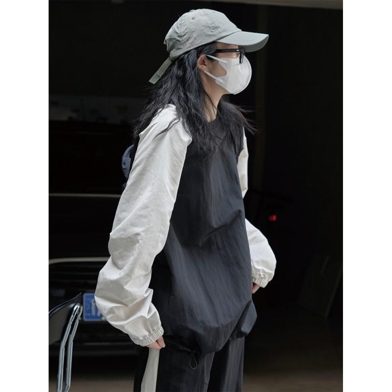 Womens Oversized Casual Sweatshirt With Color Block Design Loose Fit Long Sleeve Top In Chenille Fabric