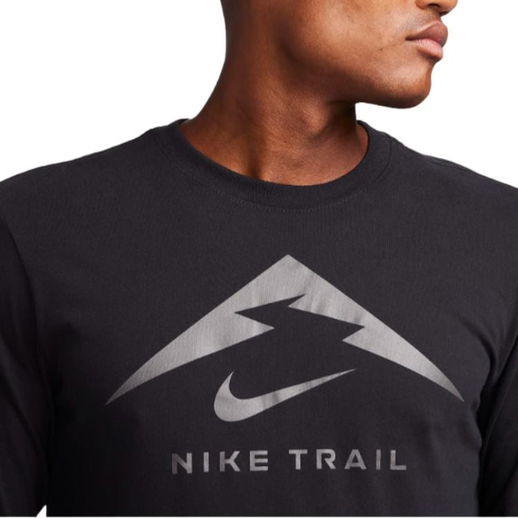 Nike T Shirts Men's Black Crew Neck Moderate Straight Fit FN0827-010