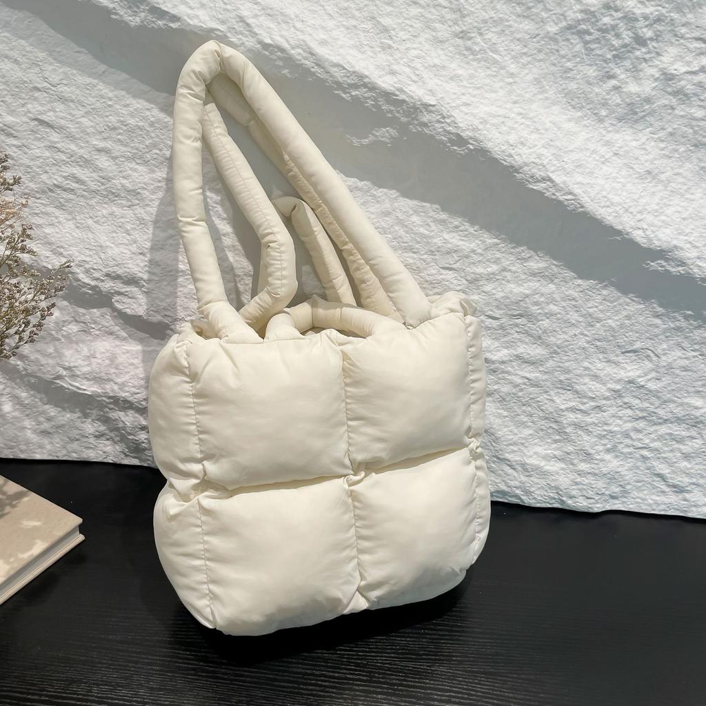 Korean Version of Large Capacity Versatile Fashion Bag Shoulder Bag Tote Bag Autumn and Winter