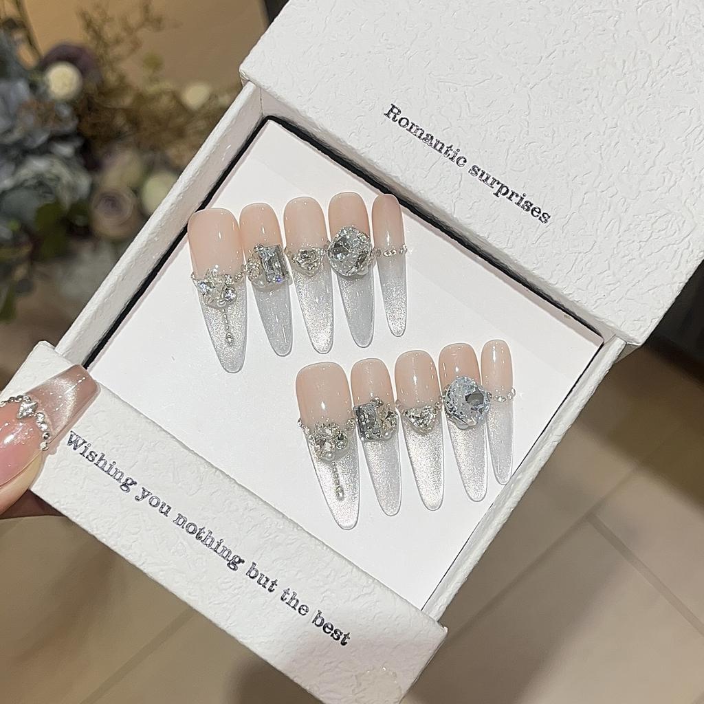 Misty Bingbing Handmade Whitening Gradient Glass Bead Cat Eye Boutique K9 Drill Wearing Armor