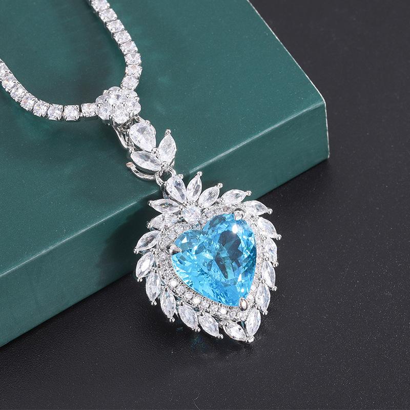 Ювелирные изделия Медное основание с золотым покрытием Имитация Топаза Синий Подвеска Сердце Кольцо Набор Основной камень 15 * 15