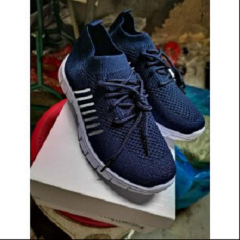 New Women's Shoes Shallow Mouth Thick Sole Spring and Autumn Breathable Fly-woven Soft Sole Comfortable Sports and Leisure Shoes