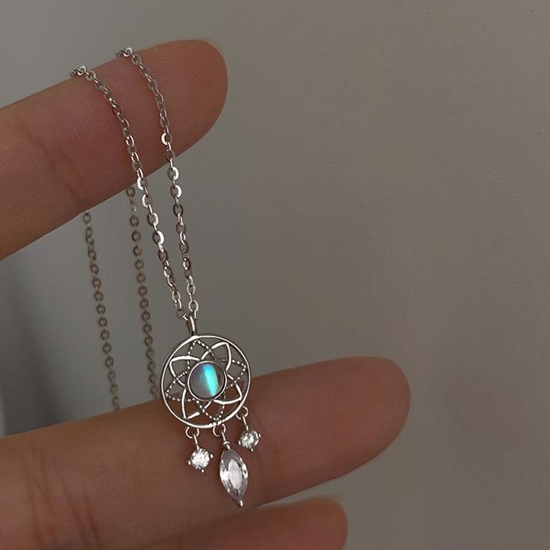Tassel Moonstone Charm Necklace For Women Creative Pendant Elegant Party Necklaces Jewelry