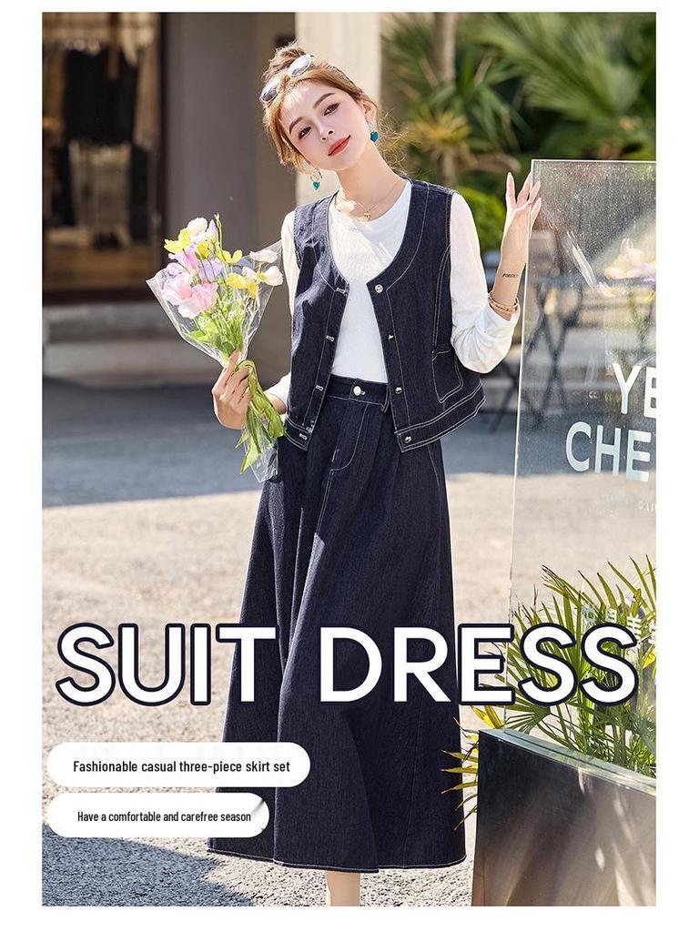 Женский летний джинсовый комплект-тройка темно-синего цвета 2025: Рубашка с коротким рукавом, юбка миди и юбка от костюма в корейском стиле