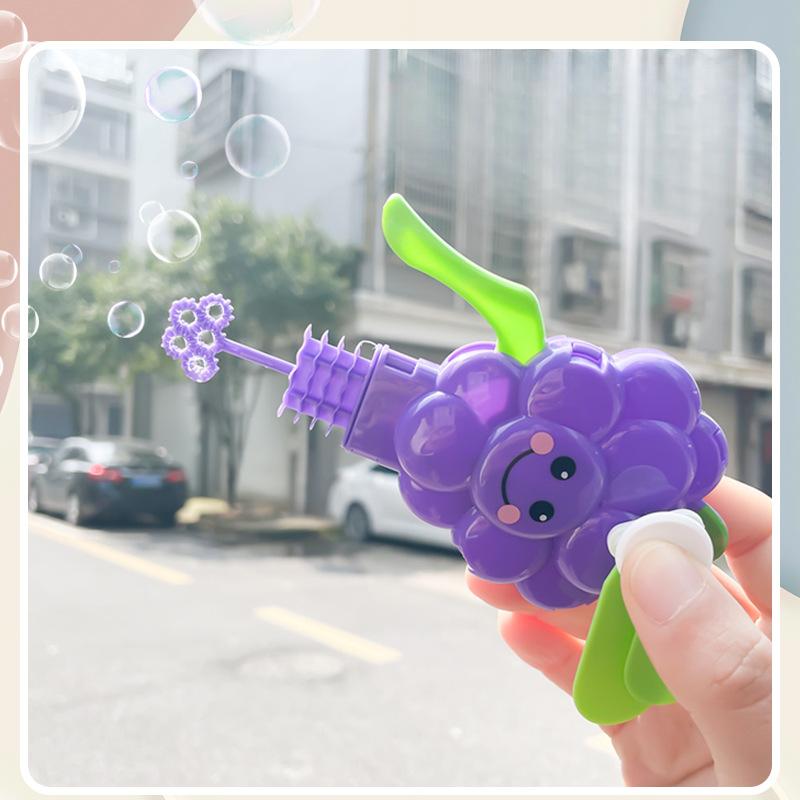 1 шт., креативный милый мультяшный фруктовый ручной вентилятор, создатель пузырей, 2 в 1, летний уличный портативный детский мини-пластиковый ручной вентилятор, игрушка