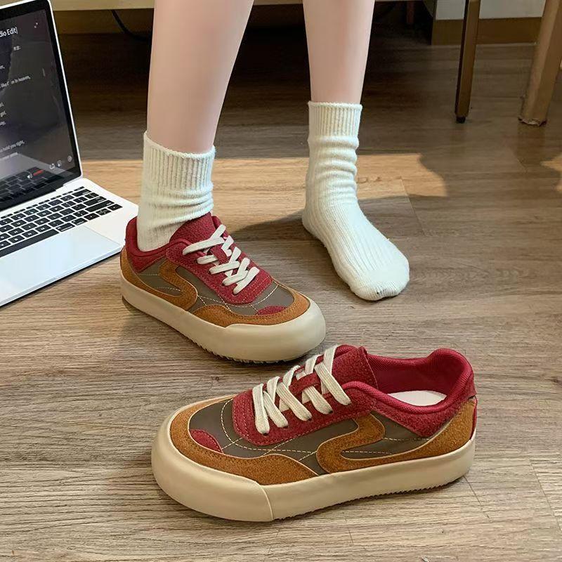 2024 Popular Niche Retro Red Thick Baseplate Shoes Women's Autumn New Hong Kong Style Fashion Round Head Casual Moral Training Shoes