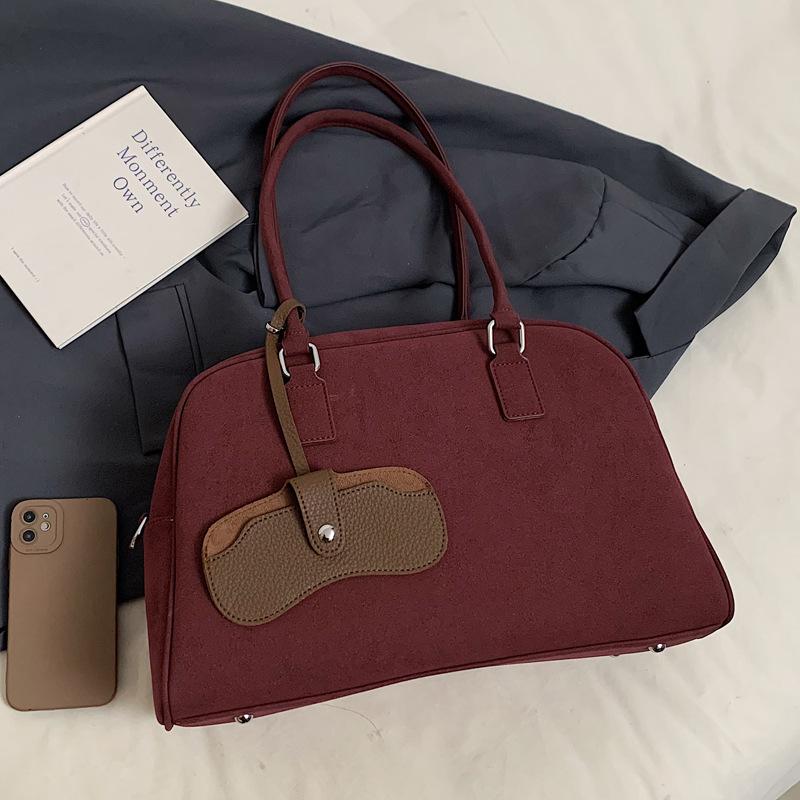 Ретро сумка подмышку женская осень-зима 2025 новая трендовая корейская портативная сумка-боулинг замшевая женская сумка большой вместимости