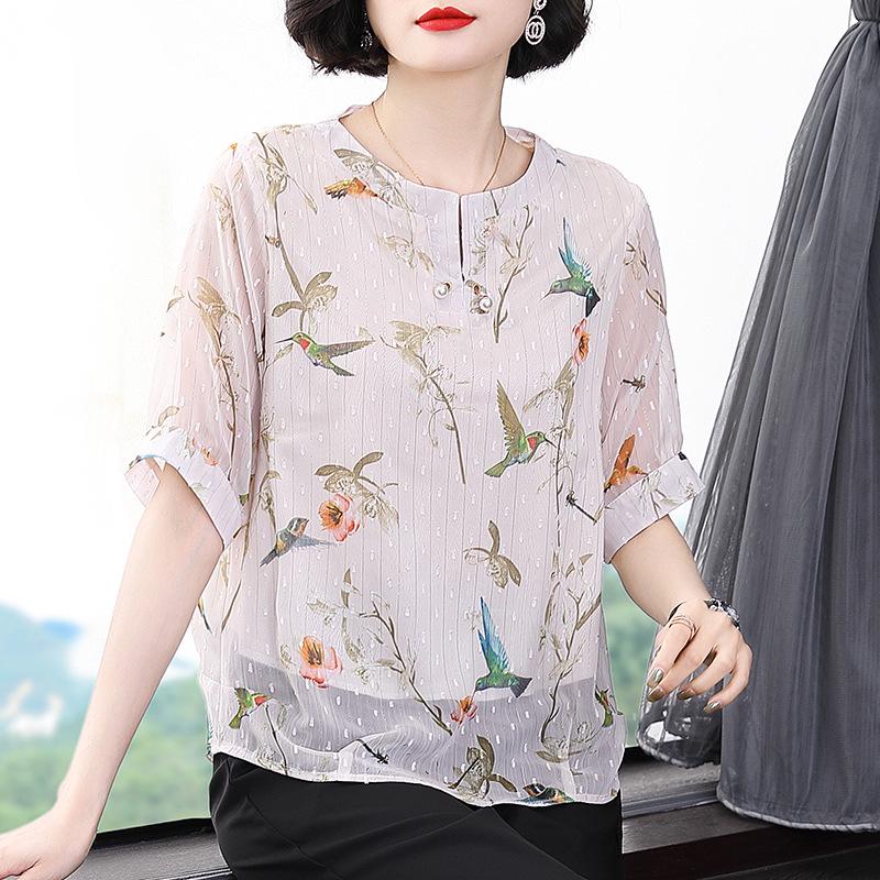 Stylish and Slim Chiffon Shirt for Women - 2022 Summer Fashion, Short-Sleeved Top for Middle-Aged Moms