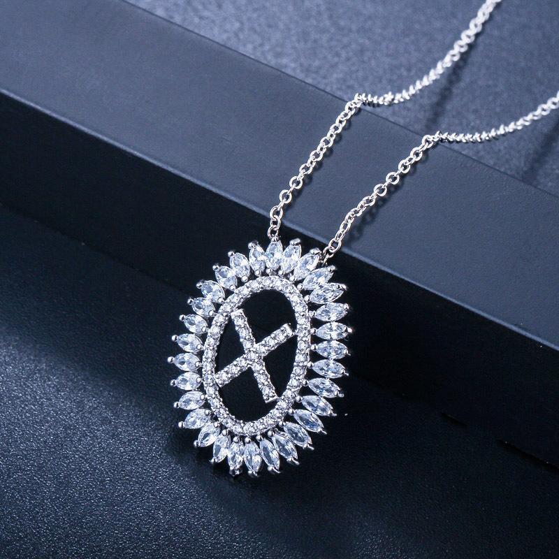 D0037 Ожерелье с буквой, Высококачественный циркон 3A, Персонализированная подвеска, Несколько вариантов.