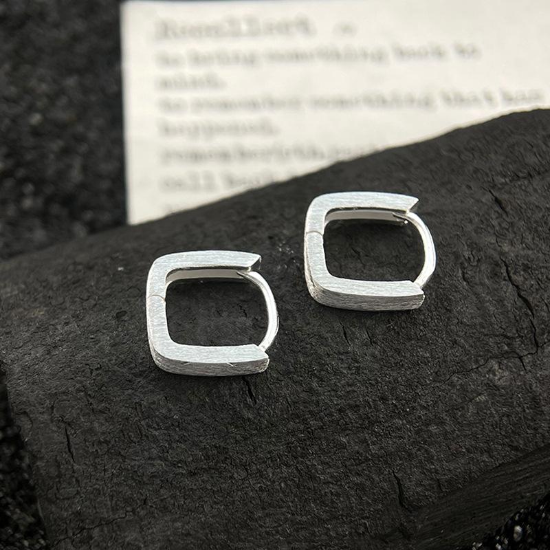 Hollow Sand Surface Square Ear Buckle Fashionable Cold Wind Versatile Metal Feeling Earrings Brushed Matte Geometric Earrings