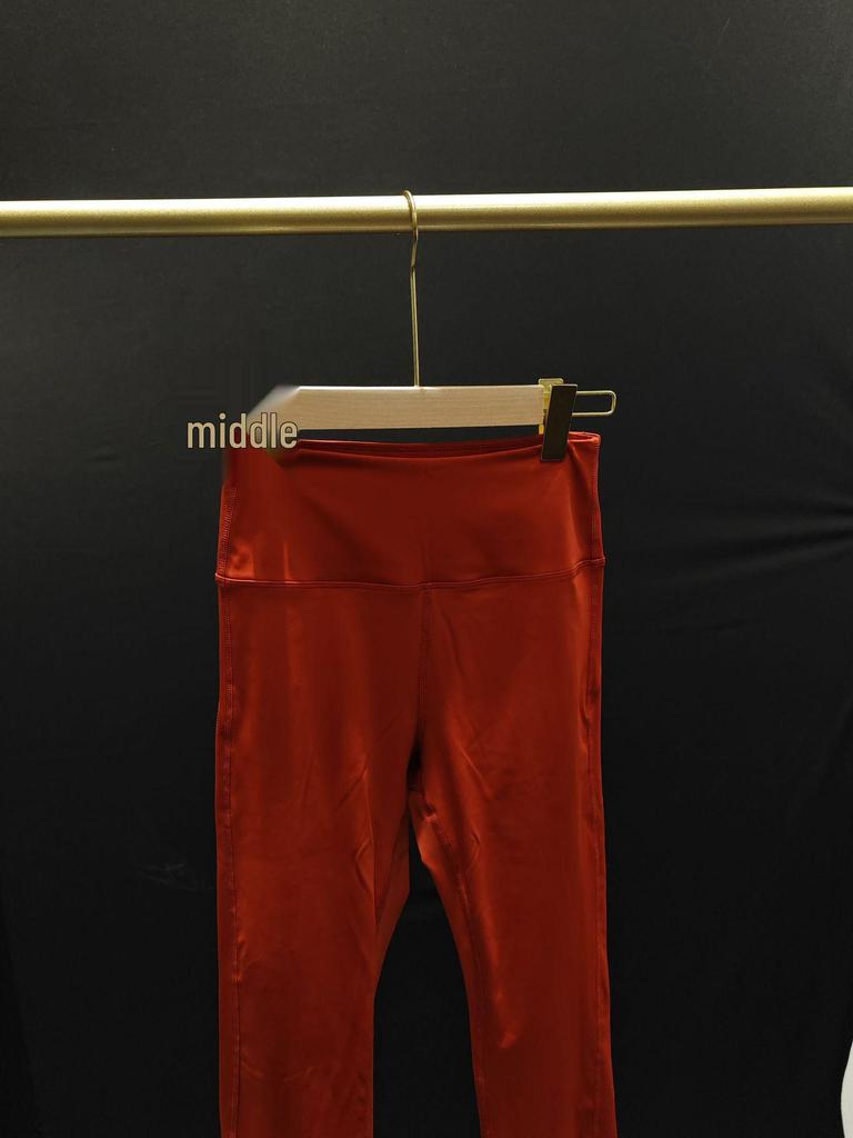 Женский костюм для йоги в европейском и американском стиле: Стильный спортивный топ для пилатеса с красивым дизайном спины