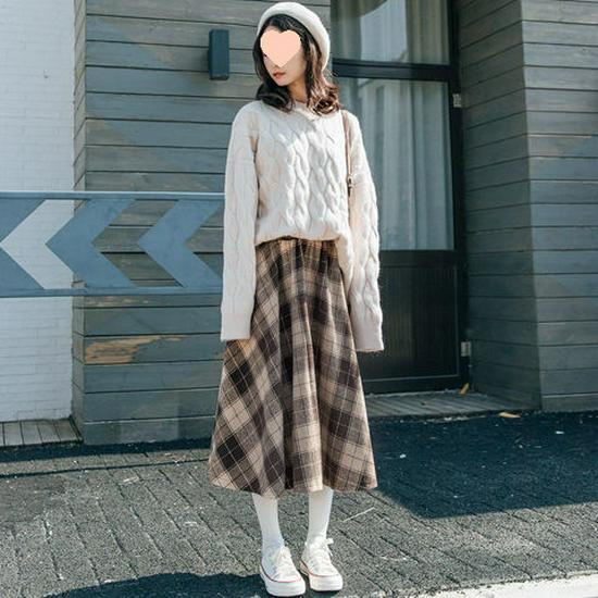 Milk Tea Woolen Plaid A-line Skirt for Autumn/Winter – High Waist, Slimming Midi for Students