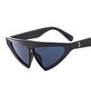 Солнцезащитные очки Private Label для женщин Lunettes De Soleil Вогнутый Логотип Акция Модные Женские Маленькие Треугольные Очки с Заклепками