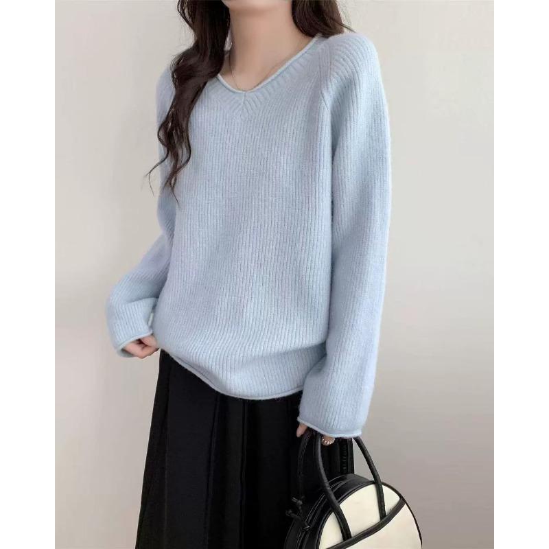 Autumn and Winter New V-neck Knitted Sweater Top Women's Soft Waxy Solid Color Versatile Good-looking and Thin Pullover Sweater