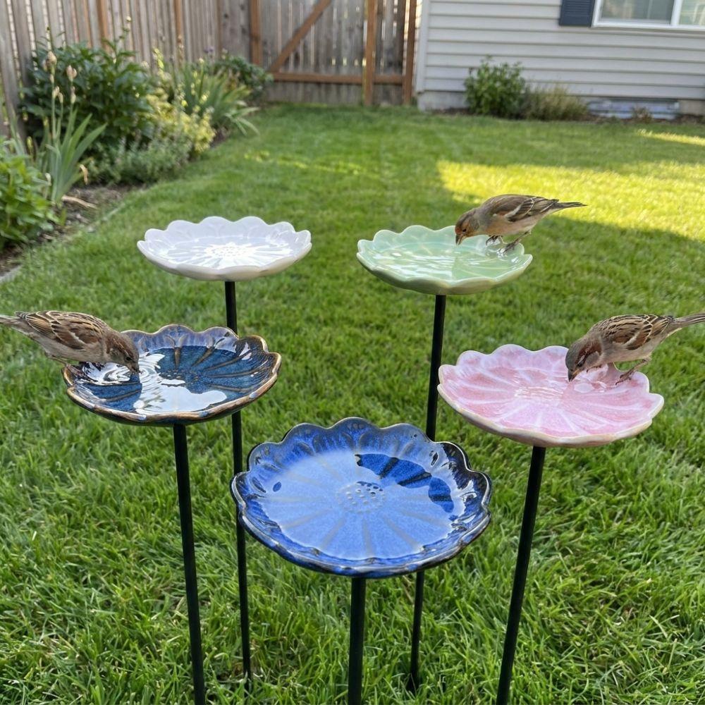 Flower-Shaped Bee Watering Station Rust-resistant Butterfly Bee Mixer Bird Bath Bowl Backyard