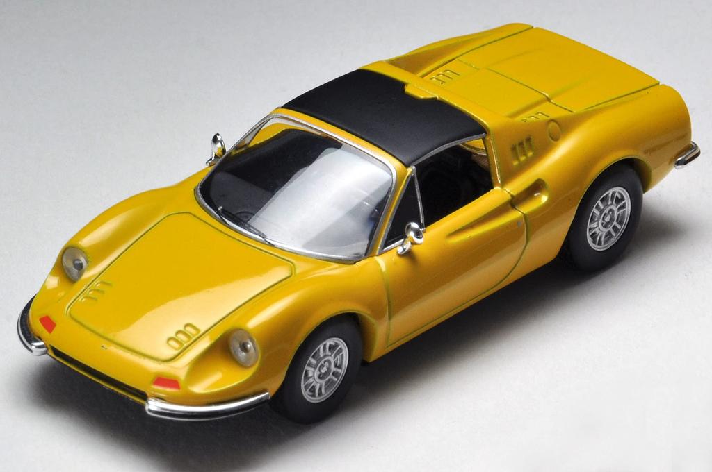 TOMYTEC Tomica Limited Vintage LV Dino 246 GTS Yellow 1/64 (Finished Model)