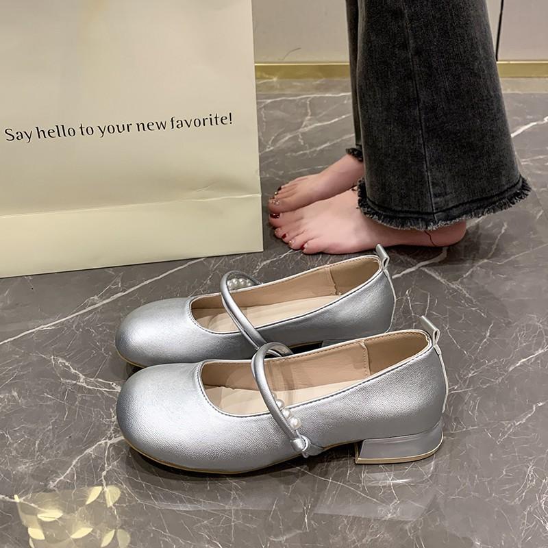 2025 Новые туфли Мэри Джейн Luo Lianna Gentle Wind Женские с жемчугом Французский стиль Маленький ароматный стиль Толстый каблук с юбкой Женские