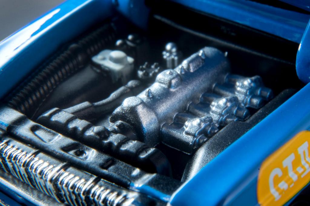 Tomytec Tomica Limited Vintage LV-213a Prince Skyline GT 2nd Japan Grand Prix #39 Blue Finished Model 332862