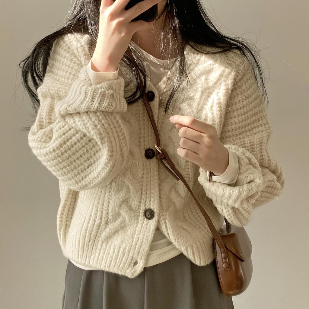 Осень и зима новый свитер женский однотонный пожилой модный ленивый ветер V-образный вырез пеньковый узор вязаный кардиган пожилой Sense пальто