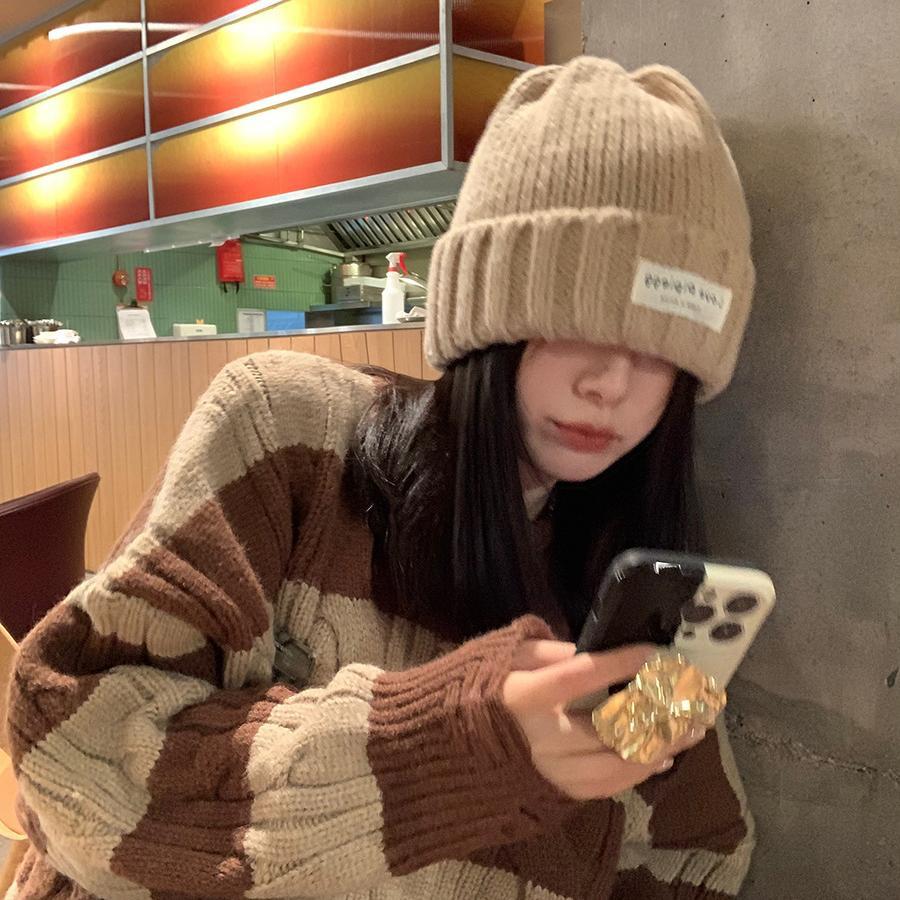 Stylish Fit Loose Winter Beanie Soft Cotton Yarn For Large Heads Warm And Cozy