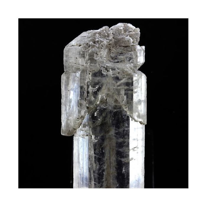 Pierres et Minéraux. Gypse. 87.0 ct. Sinard, Isère, Rhône-Alpes, France..