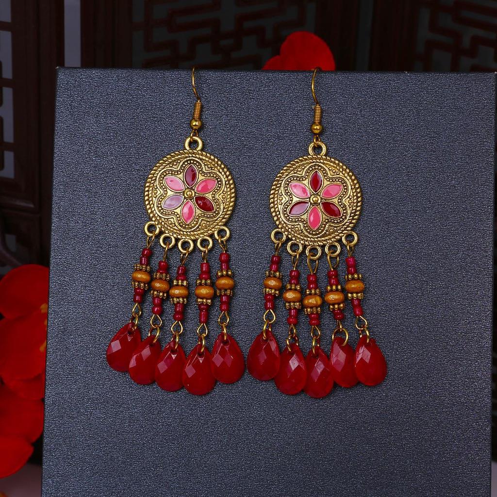 Серьги-кисточки с рисовыми бусинами и каплями воды в стиле бохо - этнический стиль, яркая индивидуальность