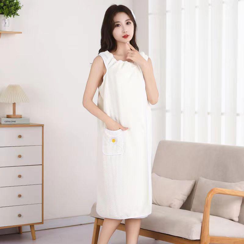 Lengthened Bath Towel Can Be Worn To Wrap Adult Bathrobes and Household Clothes Are Soft Without Shedding Hair