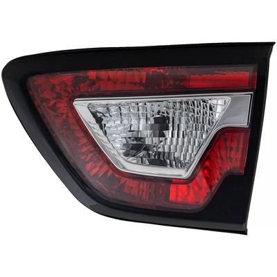 Задний фонарь правый внутренний галогенный с лампочкой для Chevrolet Traverse LS LT 2013-2017