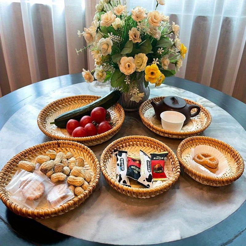 Плетеная корзина из ротанга Ручная плетеная корзина для фруктов, чая, закусок, хлеба Круглая коробка для хранения косметики Плетение из водного гиацинта Бамбуковый поднос