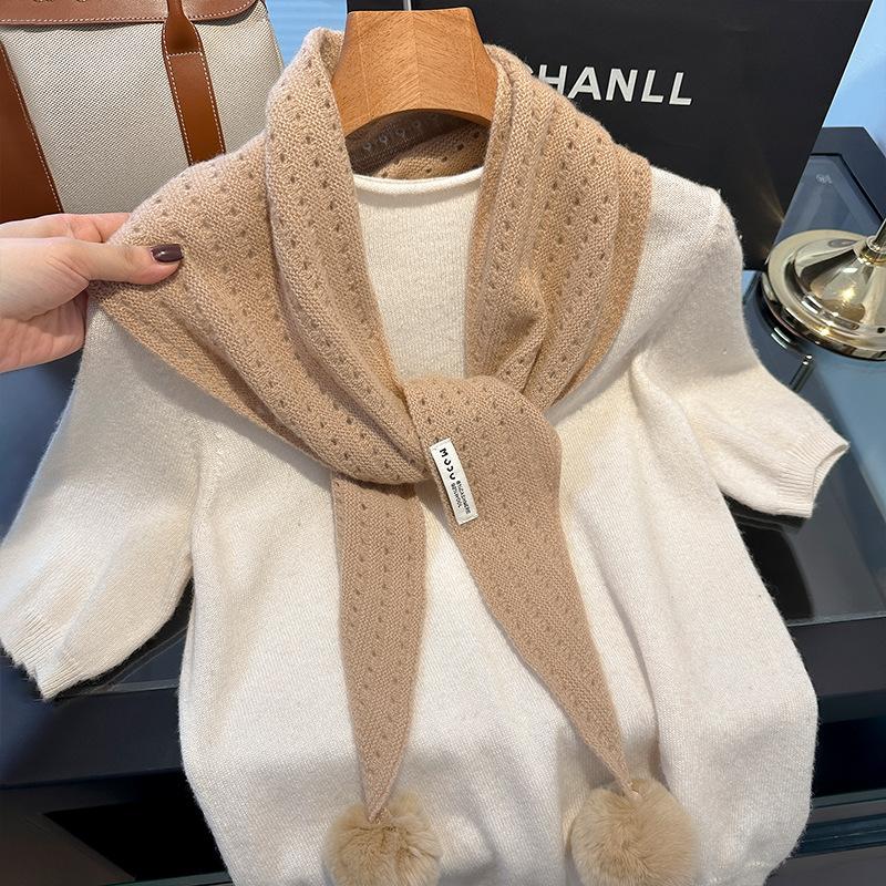 British Korean Triangle Scarf With Ball Niche 100% Wool Scarf Women Headscarf Knitted Scarf Multi-functional Warm Winter Scarf