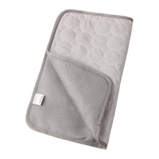 Охлаждающий коврик для собак Портативный Моющийся Коврик из ледяного шелка для домашних животных для Собак Кошек Нескользящее Летнее Самоохлаждающееся Одеяло для Использования в Помещении и на Улице