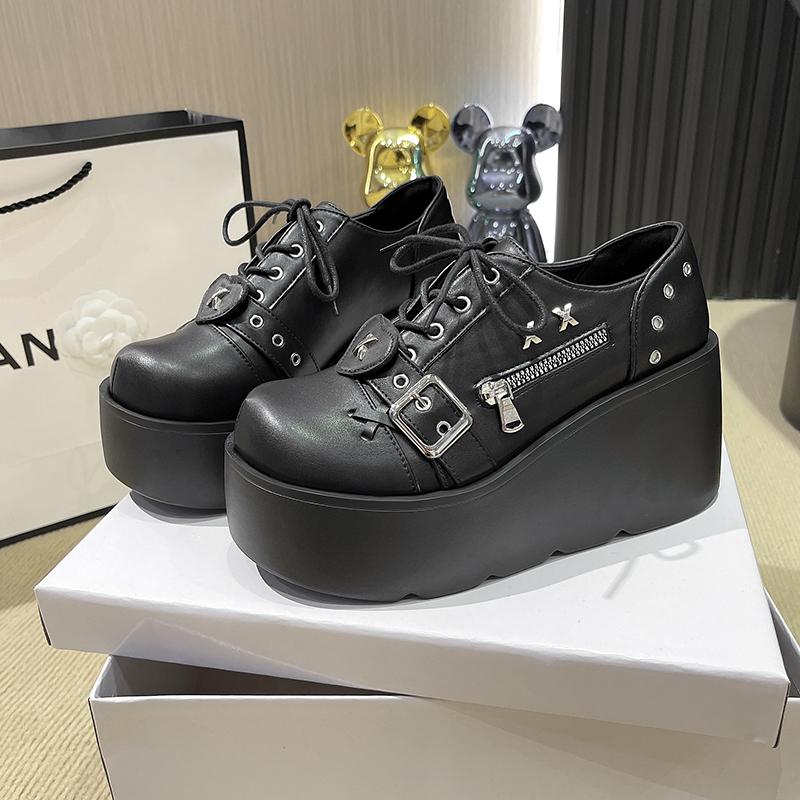 Мода 8,5 см Танкетка Толстая Подошва Мода Панк Обувь Женская Мода Классика Готика Металл Женщины Дамы Высокая Платформа Туфли-Лодочки