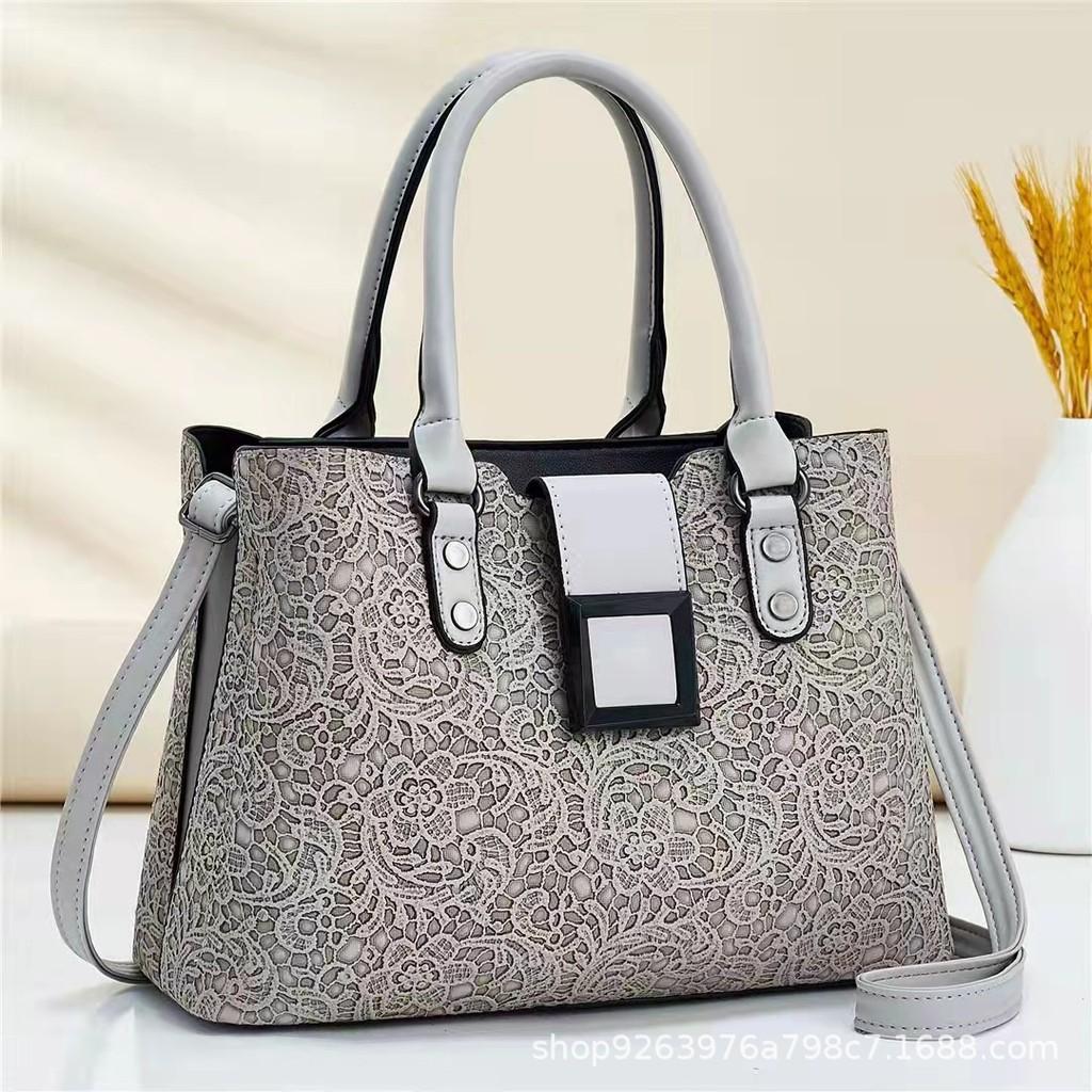 Stylish And Spacious Pu Tote Bag For Women With Versatile Colors And Retro Design