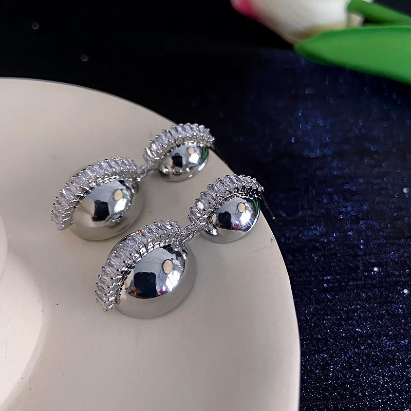 Vintage Rose Leaf Metal Cuban Link Pearl Earrings for Women