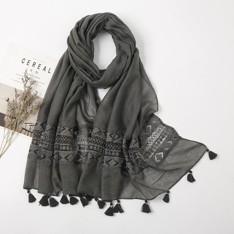 Spain Fashion Women Viscose Scarf Hollow Lace Floral Tassel Pashmina Hijab Shawls And Wraps Echarpe Foulards Femme 180*90Cm