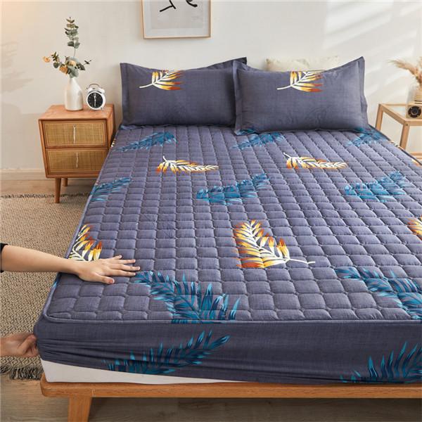 Quilted Mattress Cover Printing Non-slip Fitted Bed Sheet Dust Protection Cover Thicken Bedding Sheet Bedcloth No Pillowcases