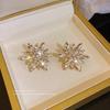 Elegant Retro Diamond Flower Earrings - Women's Luxury Statement Studs for Sophisticated Charm