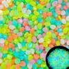 100 шт. 0,8-1 см Разноцветные Светящиеся Имитация Гальки из Смолы Для Украшения Аквариума Светящиеся в Темноте Камни Имитация Гальки